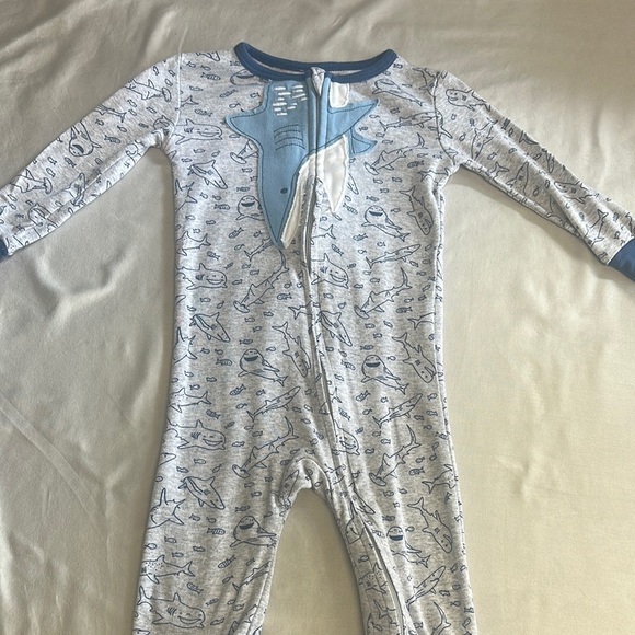 Kids Headquarters Gray and blue Trim Onesie sleeper with shark design - Picture 3 of 5